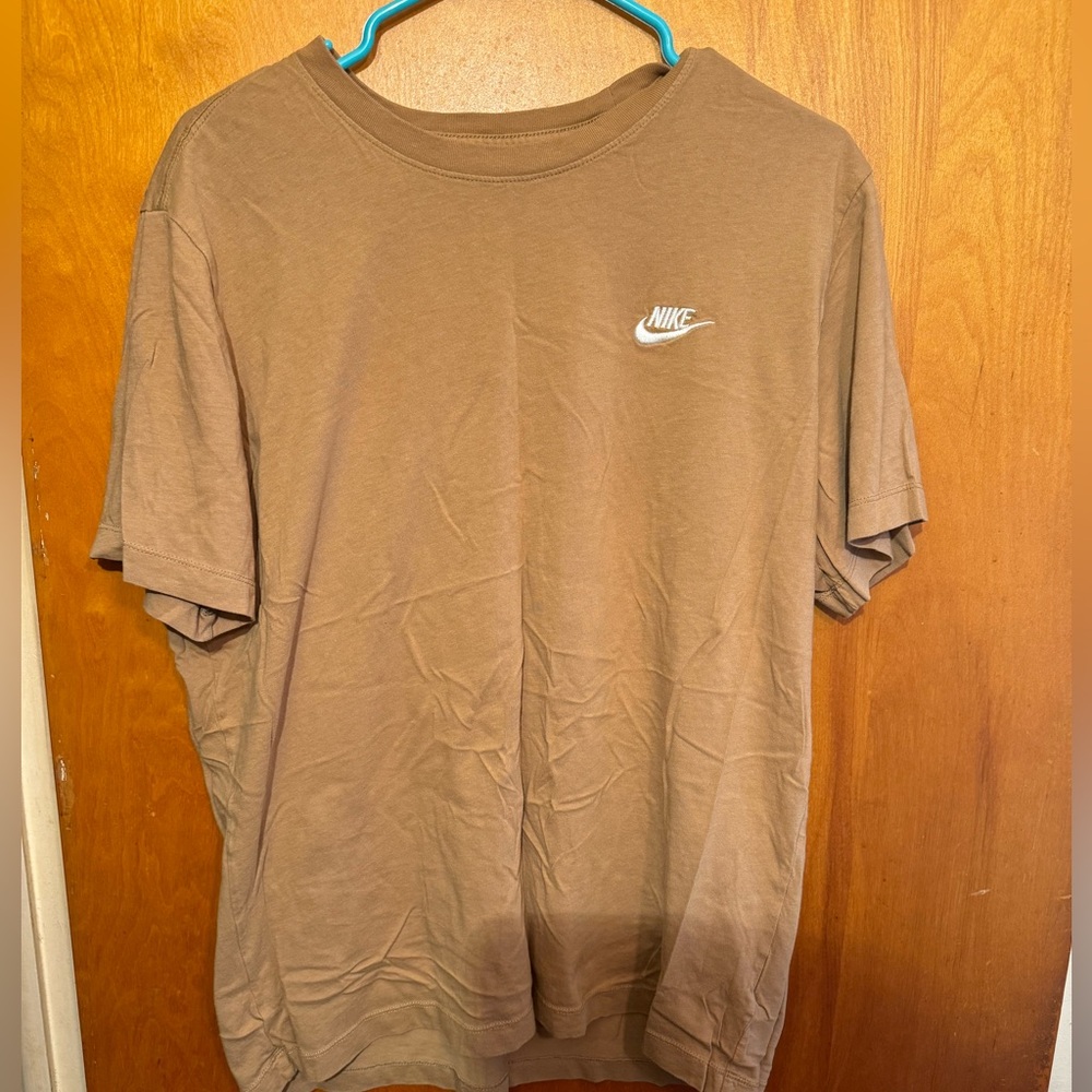 Nike club tee